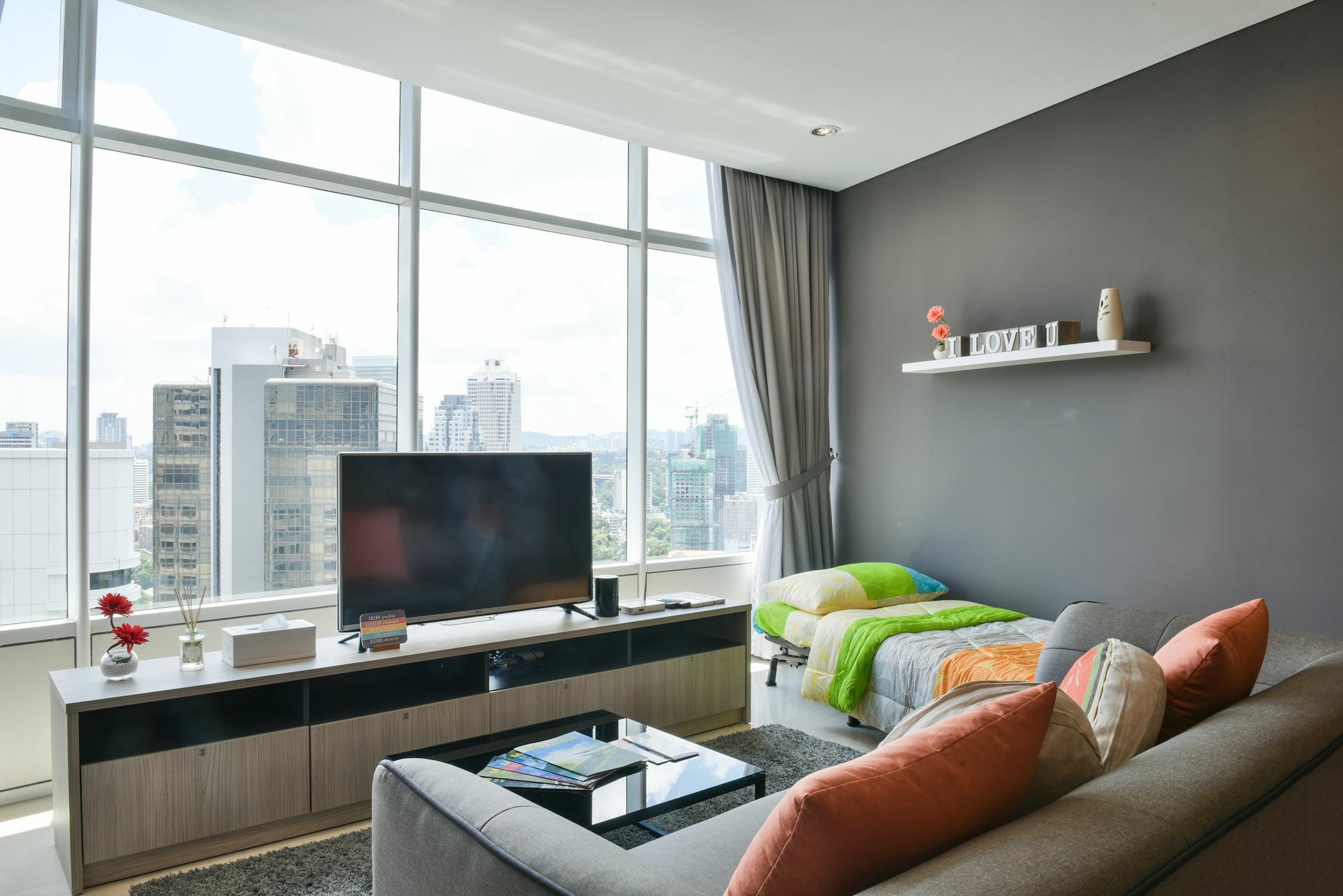 Klcc Service Apartments Куала-Лумпур Экстерьер фото